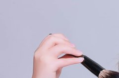 专横跋扈的成语故事
